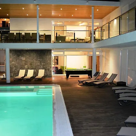 Awesome Private Pool! Villa